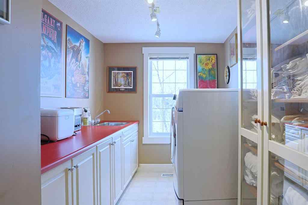 MLS® A2200537 - 300 Garrison Square SW in Garrison Woods Calgary, Residential