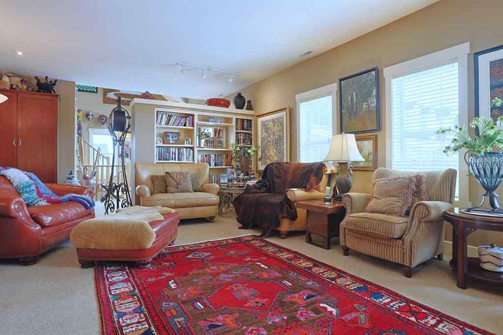 MLS® A2200537 - 300 Garrison Square SW in Garrison Woods Calgary, Residential