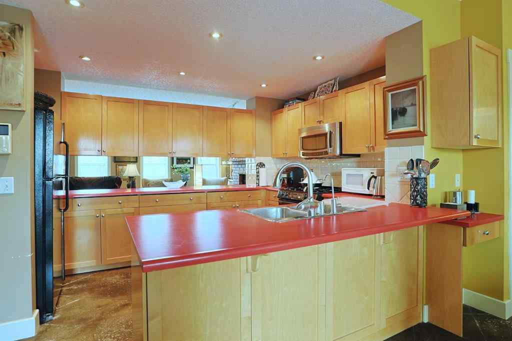 MLS® A2200537 - 300 Garrison Square SW in Garrison Woods Calgary, Residential