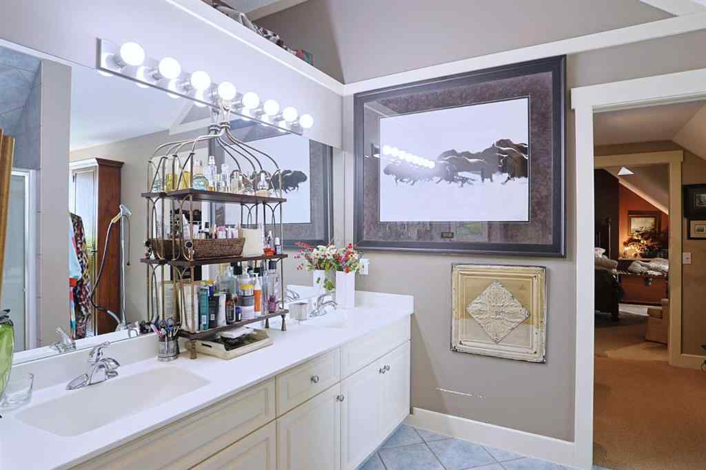 MLS® A2200537 - 300 Garrison Square SW in Garrison Woods Calgary, Residential
