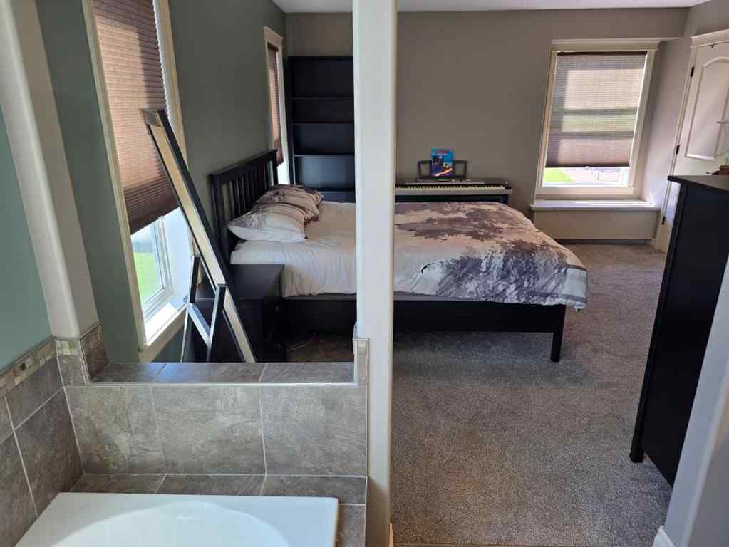 MLS® A2200540 - 7128 Henner's Road  in Henner\'s Landing Lacombe, Residential