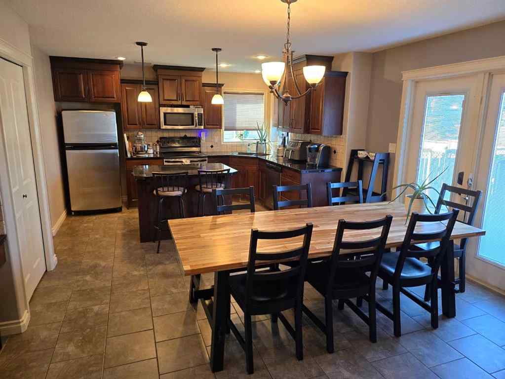 MLS® A2200540 - 7128 Henner's Road  in Henner\'s Landing Lacombe, Residential