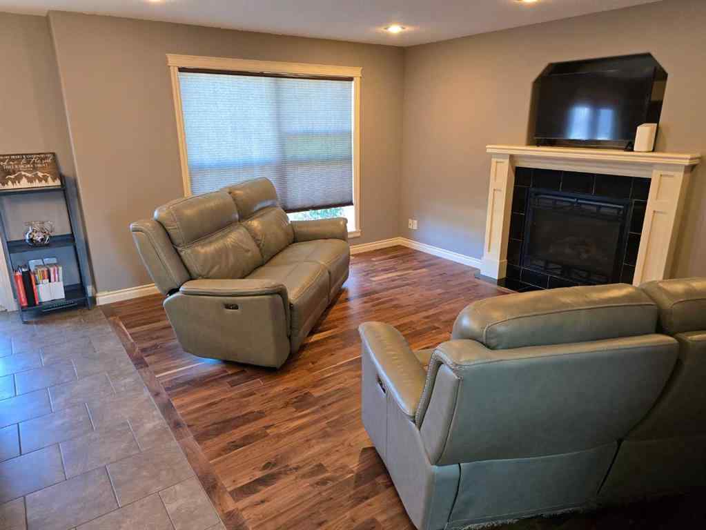 MLS® A2200540 - 7128 Henner's Road  in Henner\'s Landing Lacombe, Residential