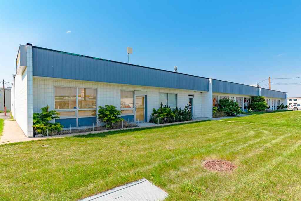 MLS® A2200541 - 4605 12 Street NE in McCall Calgary, Commercial