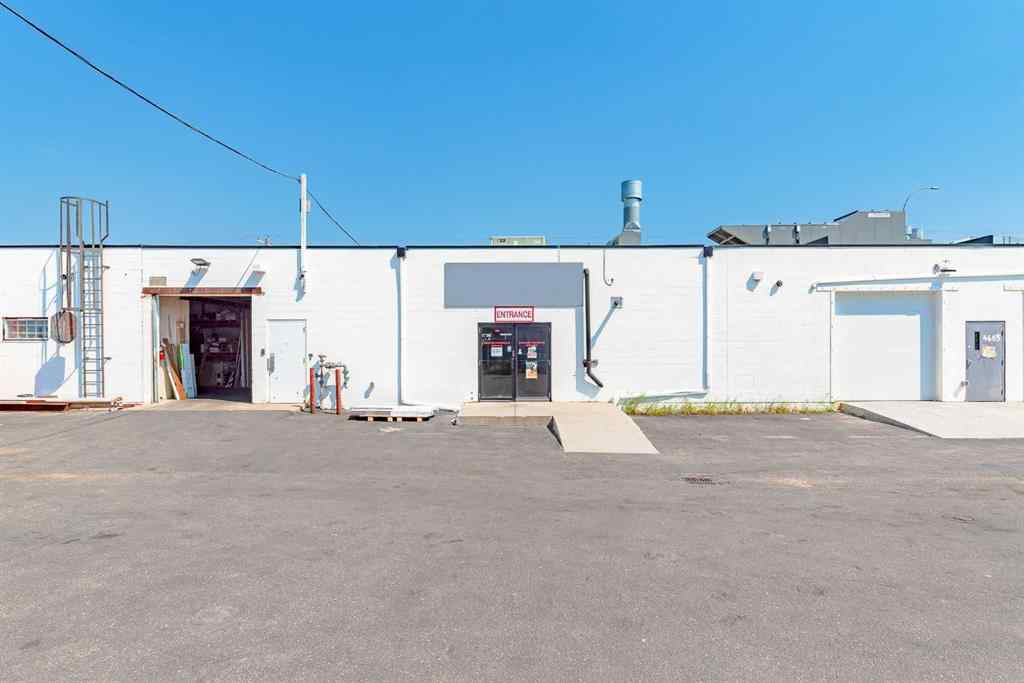MLS® A2200541 - 4605 12 Street NE in McCall Calgary, Commercial