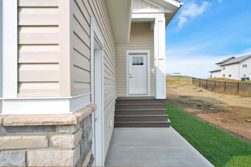 MLS® A2200662 - 122 Norseman Close  in Oxford Landing Penhold, Residential