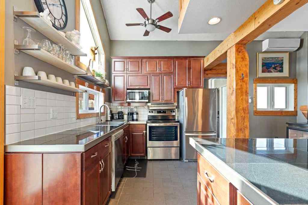 MLS® A2200683 - 18 Sandpiper Estates  in NONE Sandy Beach, Residential