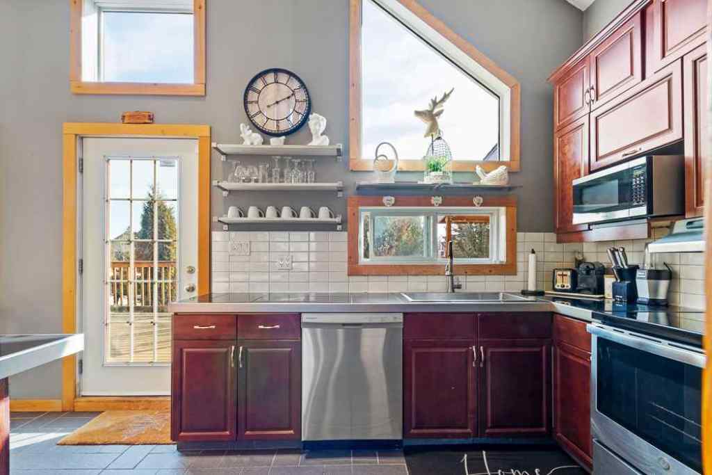 MLS® A2200683 - 18 Sandpiper Estates  in NONE Sandy Beach, Residential