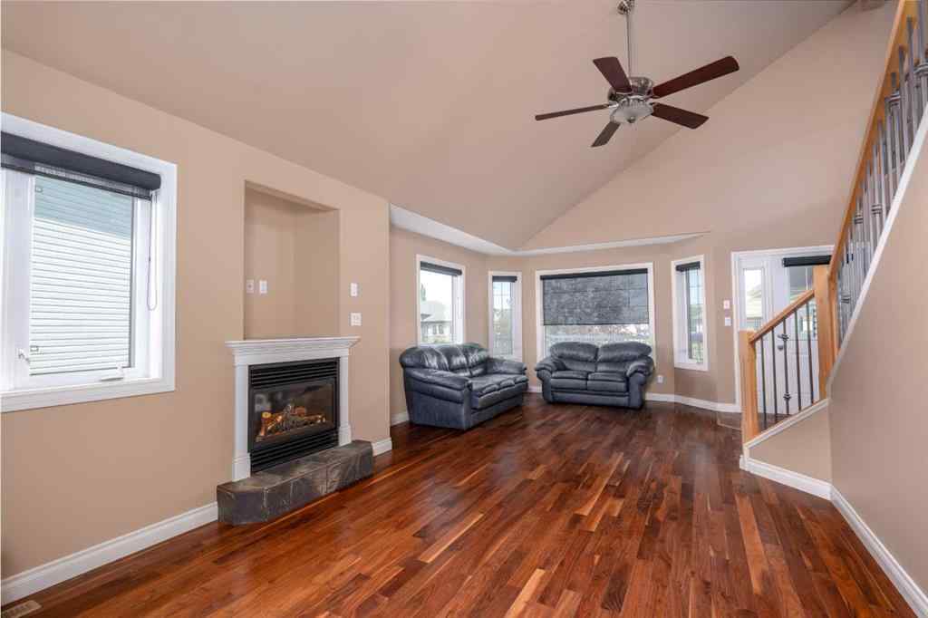 MLS® A2200850 - 3712 69 Street  in Duggan Park Camrose, Residential