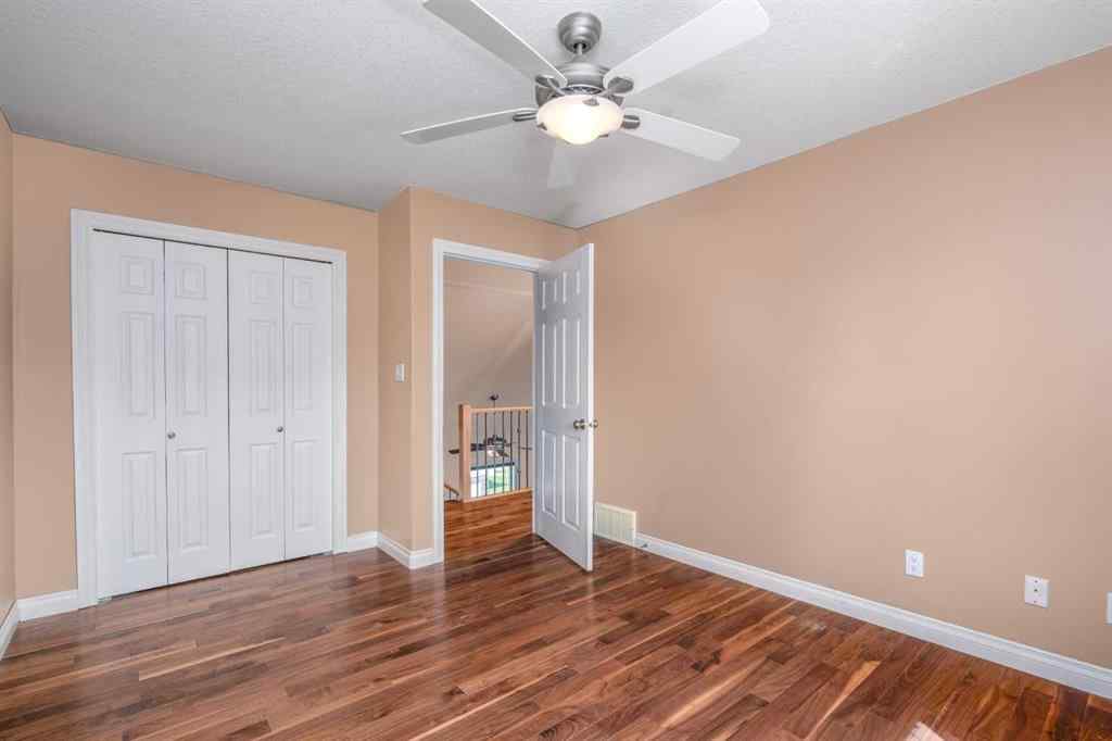 MLS® A2200850 - 3712 69 Street  in Duggan Park Camrose, Residential
