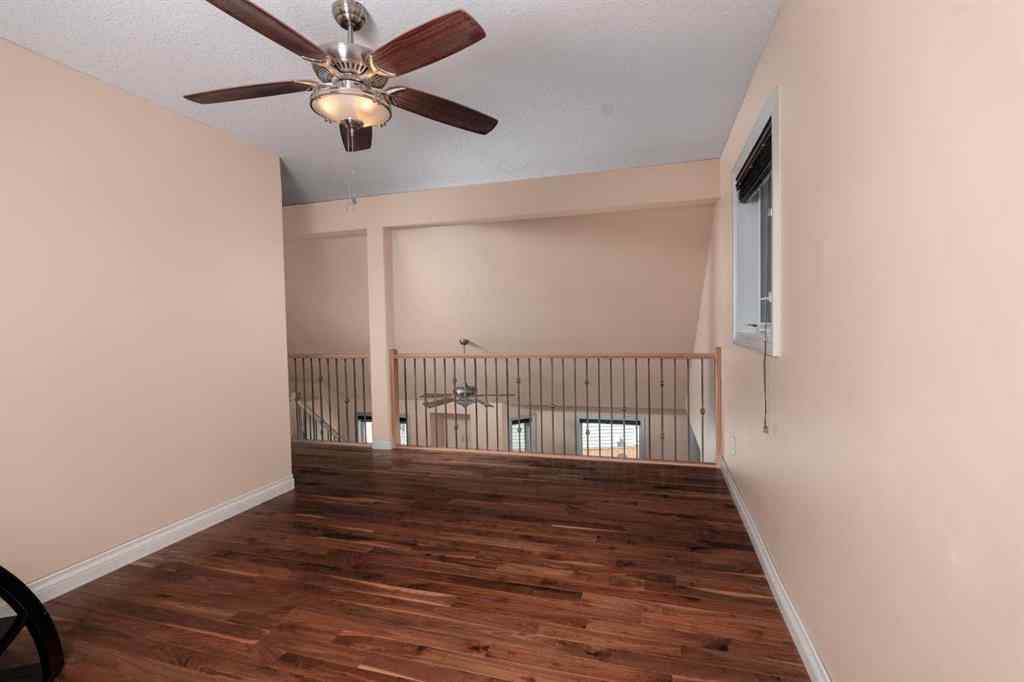 MLS® A2200850 - 3712 69 Street  in Duggan Park Camrose, Residential