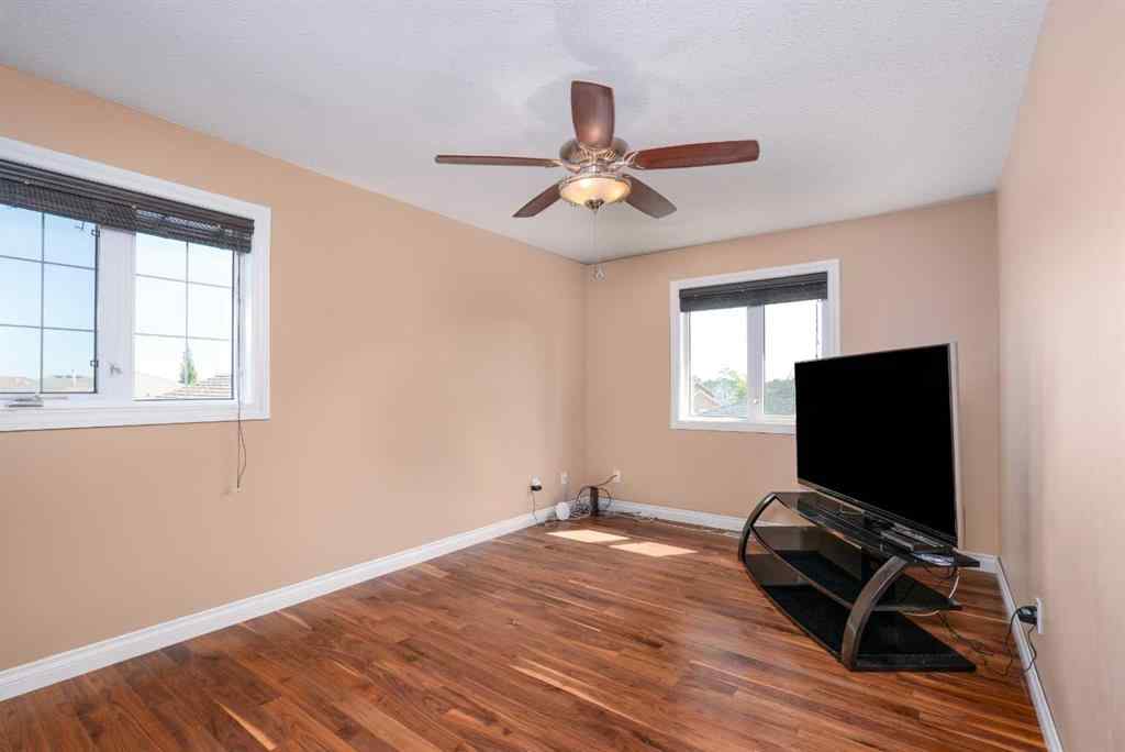 MLS® A2200850 - 3712 69 Street  in Duggan Park Camrose, Residential
