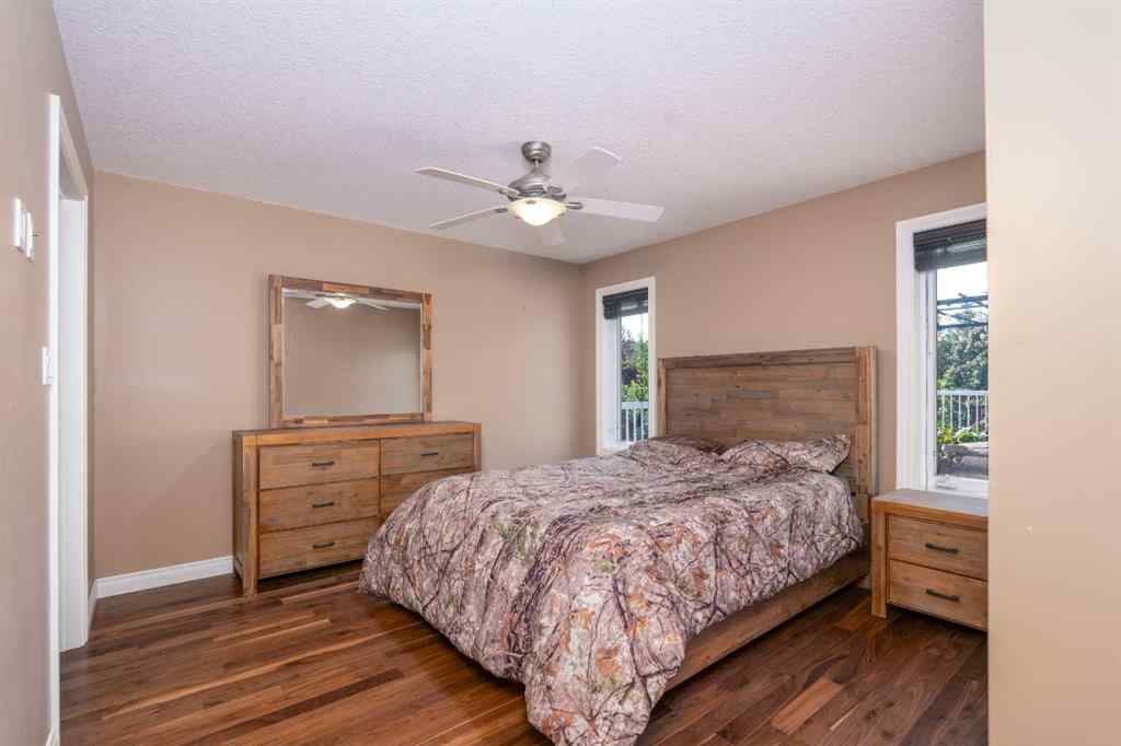 MLS® A2200850 - 3712 69 Street  in Duggan Park Camrose, Residential