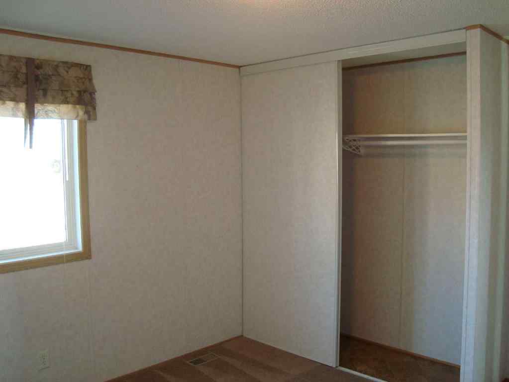 MLS® A2200966 - #8 Trochu Avenue  in NONE Trochu, Residential