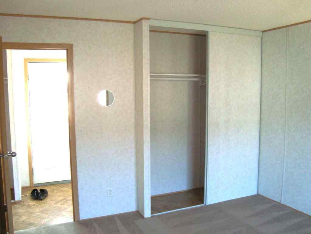 MLS® A2200966 - #8 Trochu Avenue  in NONE Trochu, Residential