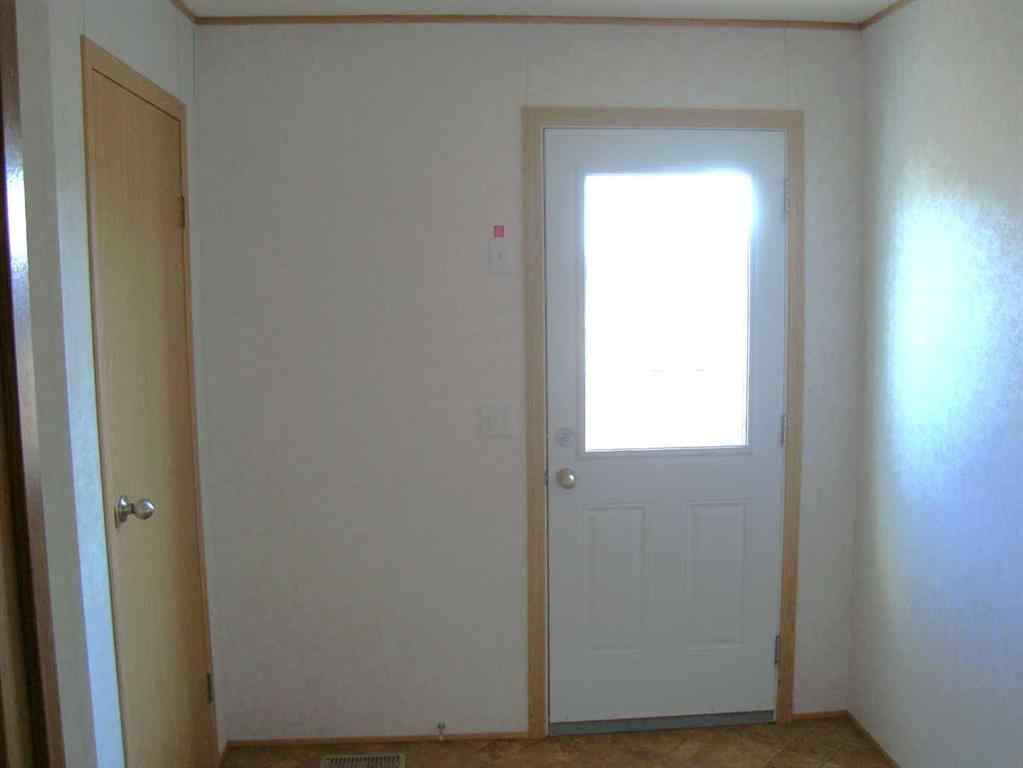 MLS® A2200966 - #8 Trochu Avenue  in NONE Trochu, Residential