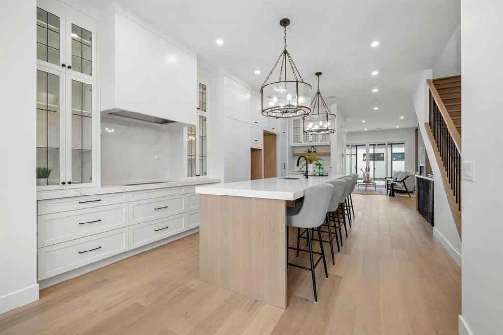MLS® A2201063 - 3919 19 Street SW in Altadore Calgary, Residential