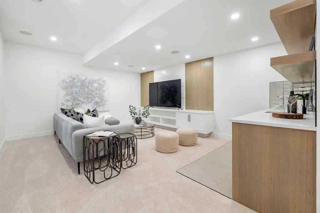 MLS® A2201063 - 3919 19 Street SW in Altadore Calgary, Residential