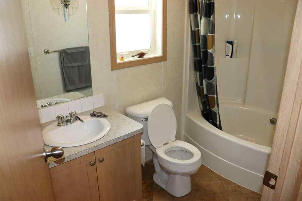 MLS® A2201092 - 5001 51 Street   in NONE Robb, Residential