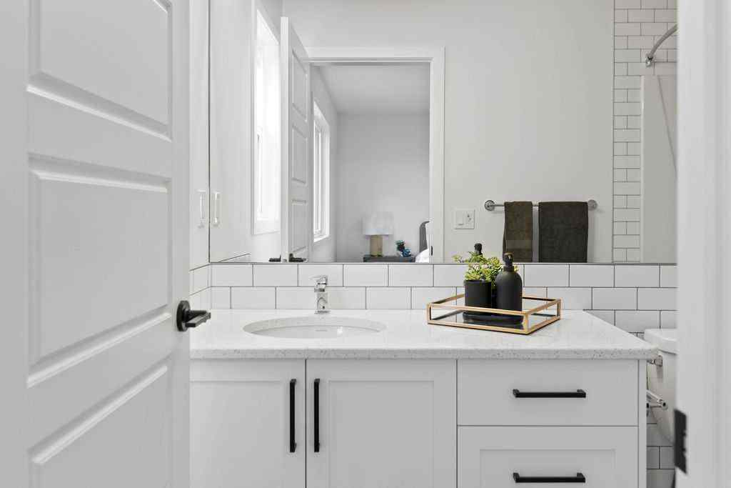 MLS® A2201126 - 1037 Reynolds Crescent SW in Coopers Crossing Airdrie, Residential