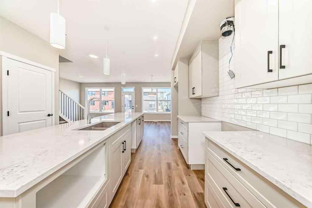 MLS® A2201165 - 28 Magnolia Green SE in Mahogany Calgary, Residential