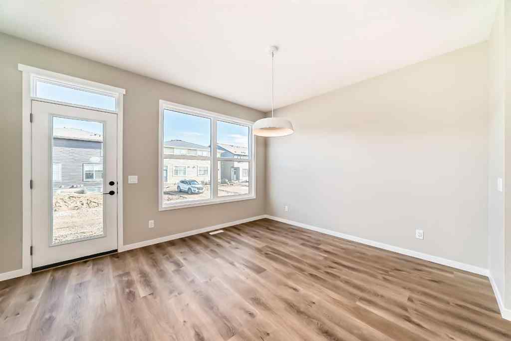 MLS® A2201165 - 28 Magnolia Green SE in Mahogany Calgary, Residential