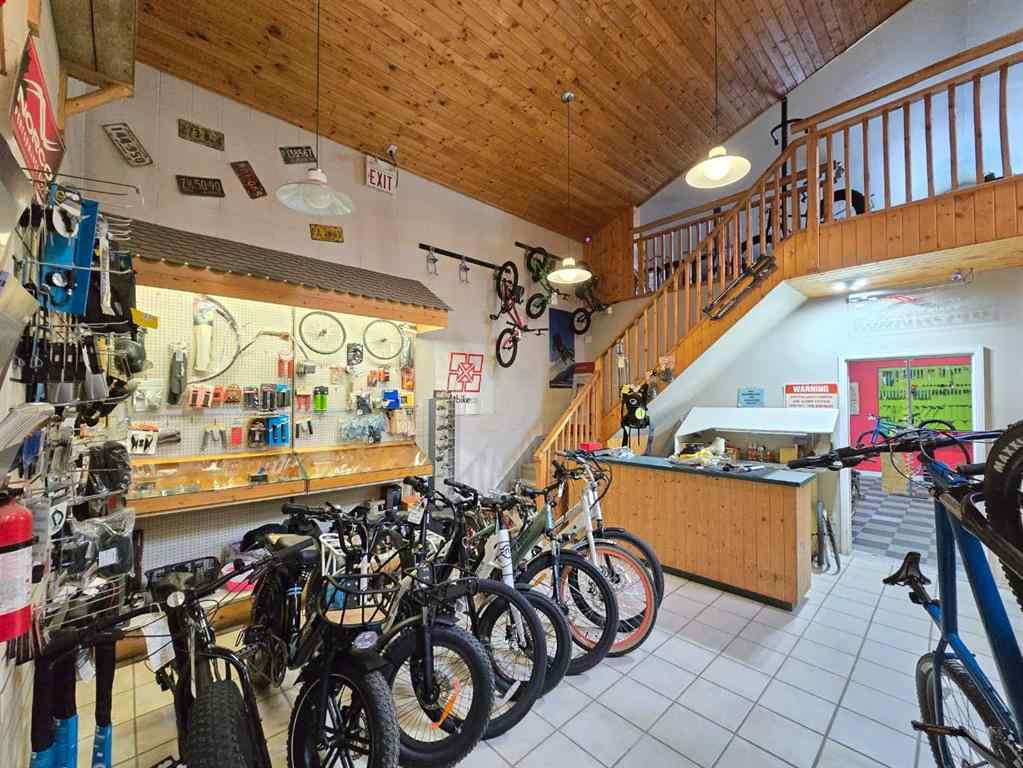 MLS® A2201169 - 9013 98 Street  in North End Peace River, Commercial