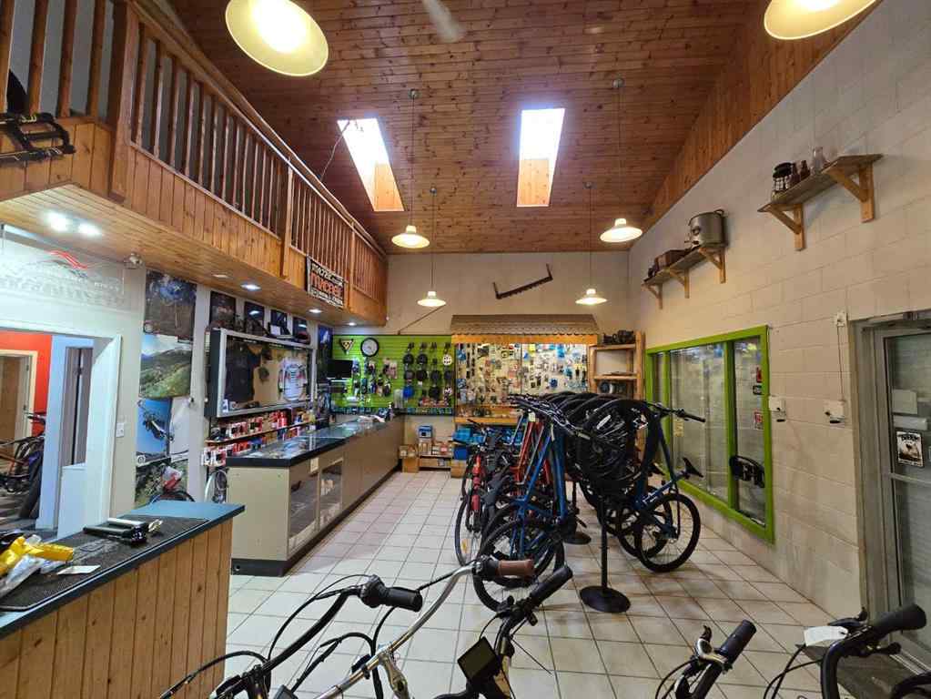 MLS® A2201169 - 9013 98 Street  in North End Peace River, Commercial