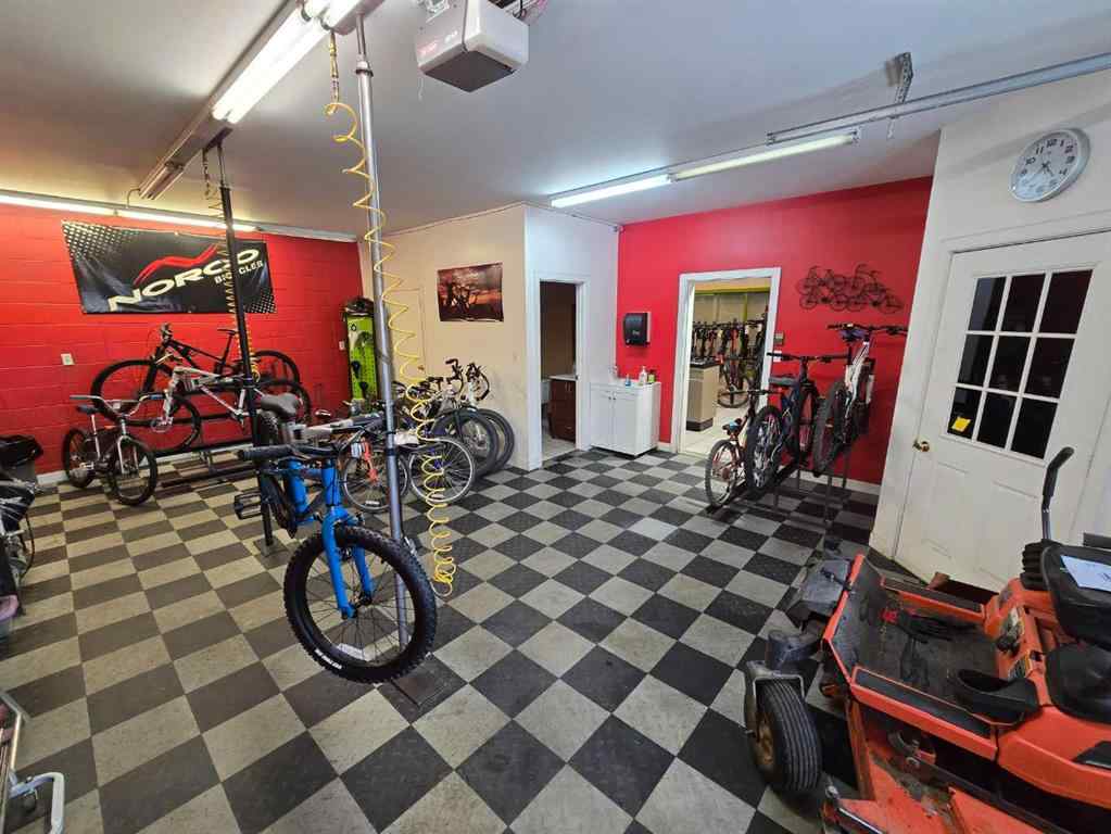 MLS® A2201169 - 9013 98 Street  in North End Peace River, Commercial