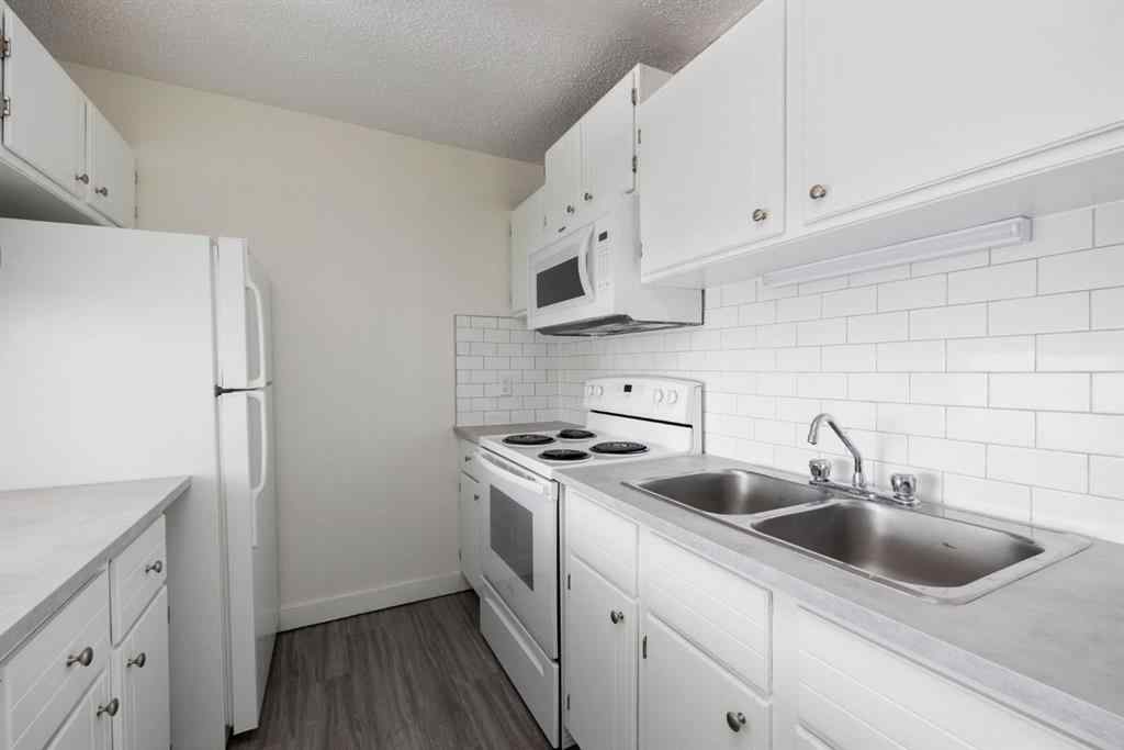 MLS® A2201310 - Unit #208 14921 Macdonald Drive  in Downtown Fort McMurray, Residential