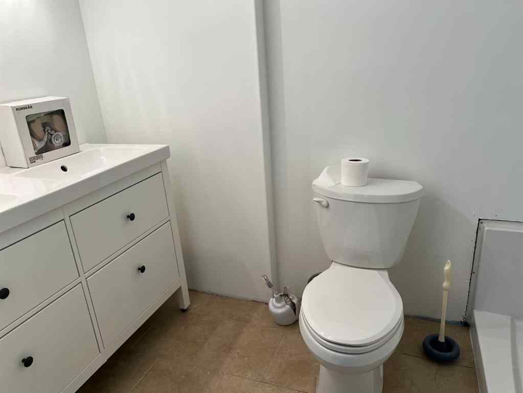 MLS® A2201342 - 806 10 Street  in NONE Fox Creek, Residential