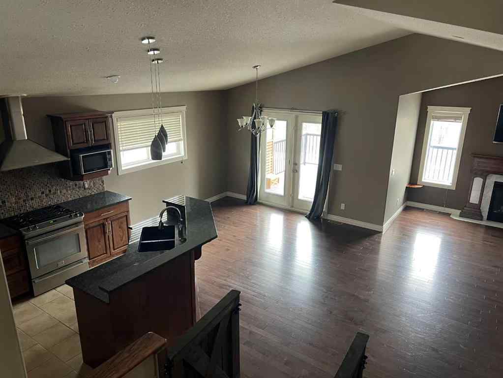 MLS® A2201342 - 806 10 Street  in NONE Fox Creek, Residential
