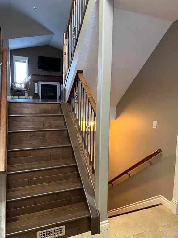 MLS® A2201342 - 806 10 Street  in NONE Fox Creek, Residential