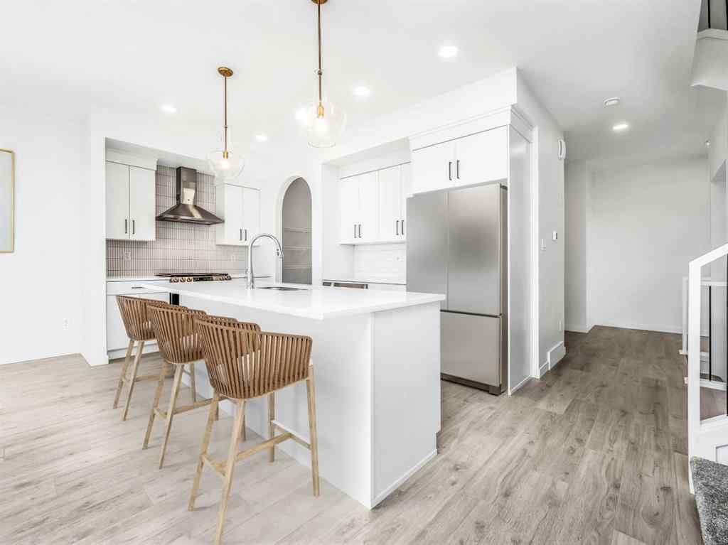 MLS® A2201399 - 774 Violet Place W in Country Meadows Estates Lethbridge, Residential