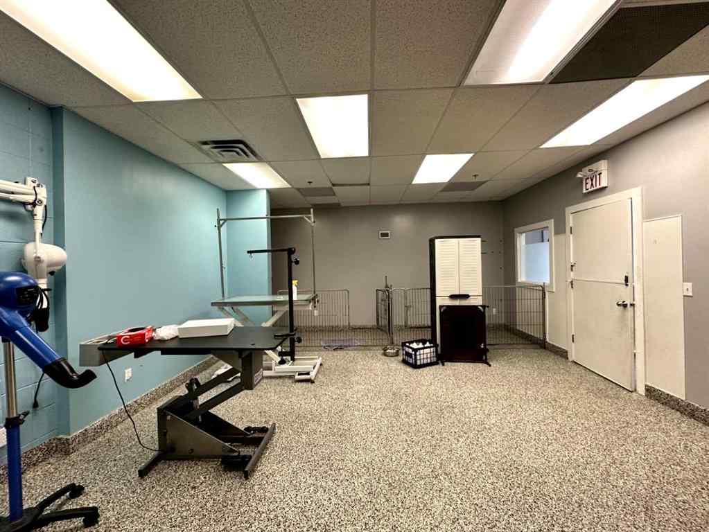 MLS® A2201449 - Unit #6 125 Main Street N in Downtown Airdrie, Commercial