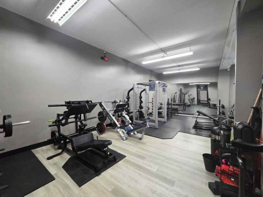 MLS® A2201457 - Unit #3 4418 50 Avenue  in Downtown Red Deer Red Deer, Commercial