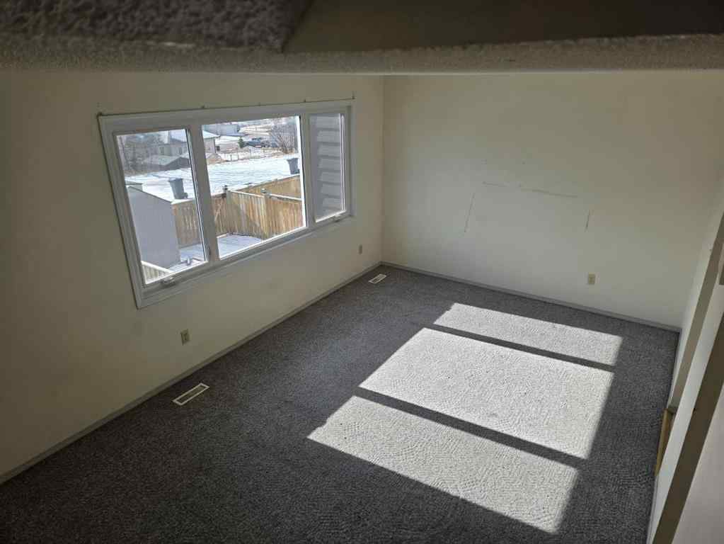 MLS® A2201492 - 107 97 Avenue  in NONE Grande Cache, Residential