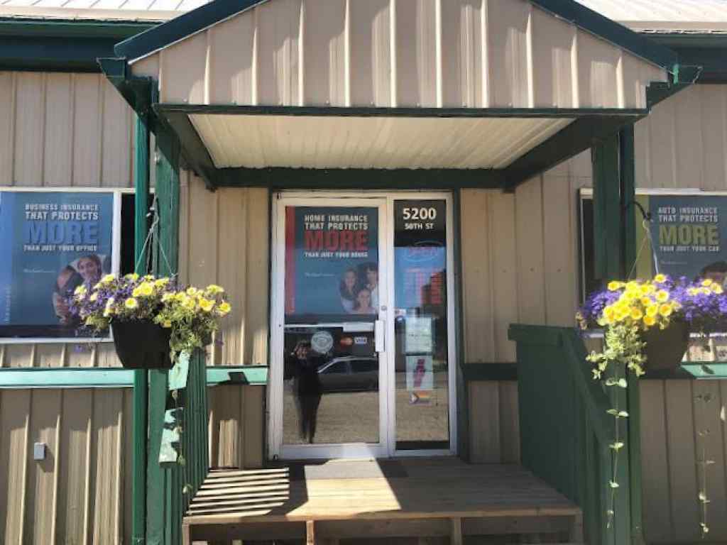 MLS® A2201515 - Unit #5200 50 Street   in NONE High Prairie, Commercial
