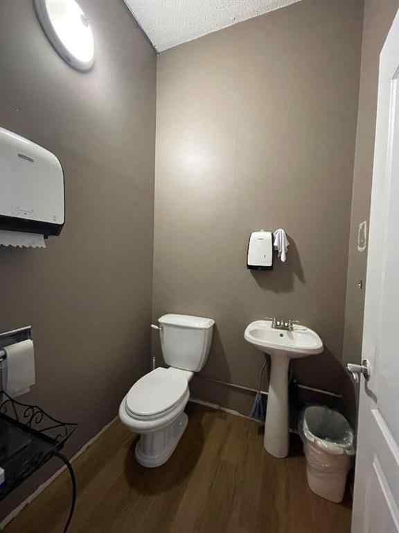 MLS® A2201515 - Unit #5200 50 Street   in NONE High Prairie, Commercial