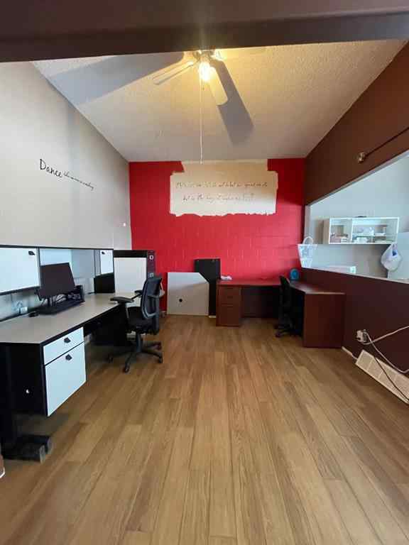 MLS® A2201515 - Unit #5200 50 Street   in NONE High Prairie, Commercial