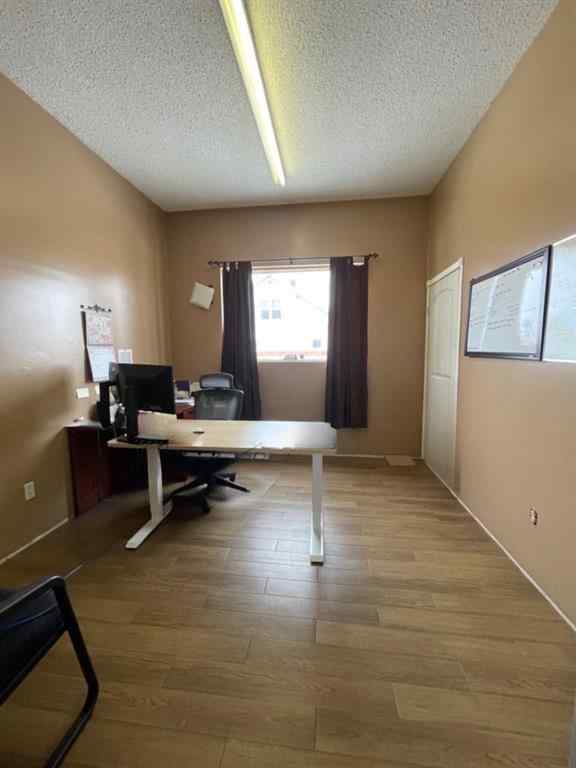 MLS® A2201515 - Unit #5200 50 Street   in NONE High Prairie, Commercial