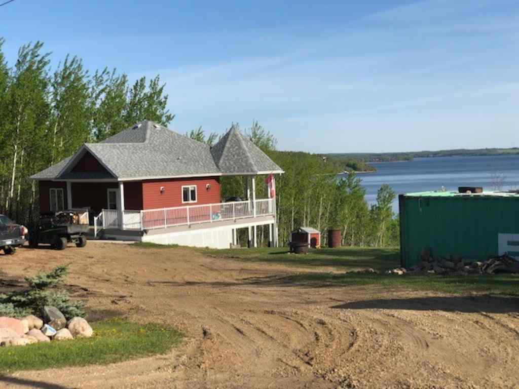 MLS® A2201554 - 613 & 617 Golden Bay Crescent   in NONE Lac La Biche, Residential