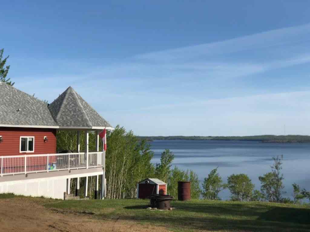 MLS® A2201554 - 613 & 617 Golden Bay Crescent   in NONE Lac La Biche, Residential