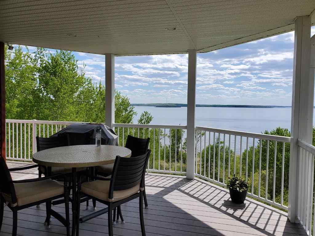 MLS® A2201554 - 613 & 617 Golden Bay Crescent   in NONE Lac La Biche, Residential
