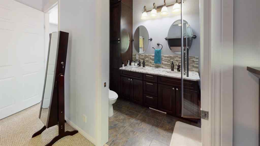 MLS® A2201554 - 613 & 617 Golden Bay Crescent   in NONE Lac La Biche, Residential