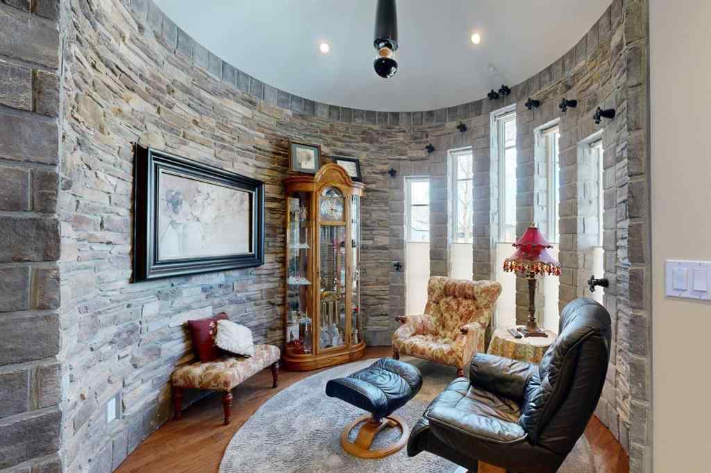 MLS® A2201578 - 5010 53 Street  in Downtown West Stettler, Residential