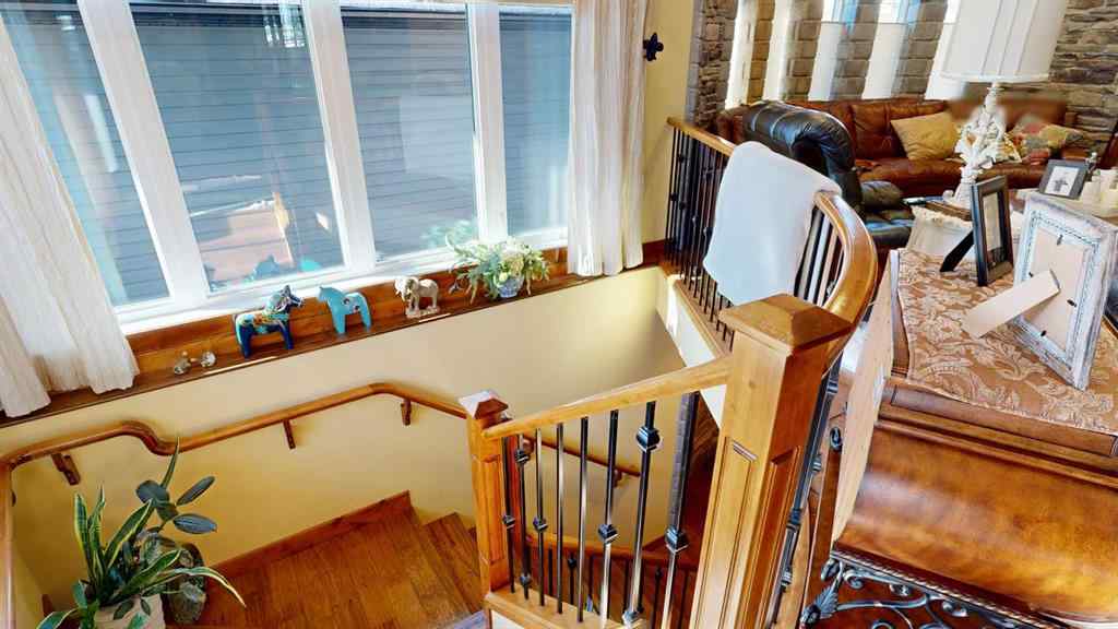 MLS® A2201578 - 5010 53 Street  in Downtown West Stettler, Residential