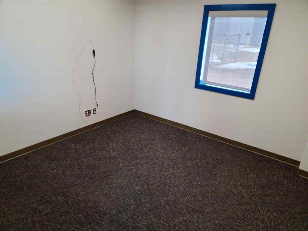 MLS® A2201589 - 8017 102 Avenue  in West Hill Com/Ind Peace River, Commercial