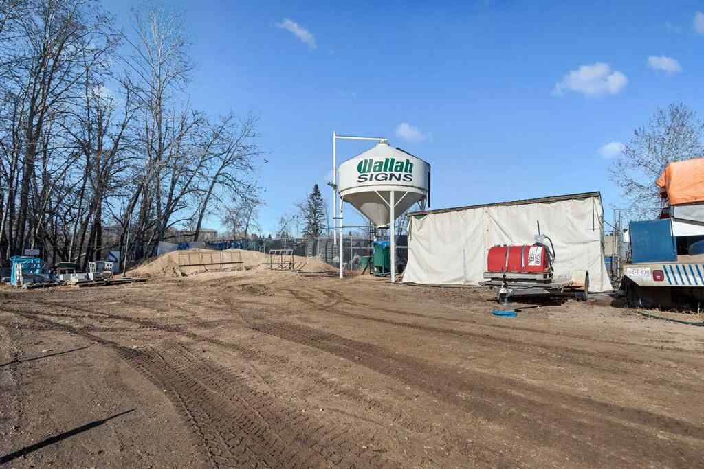 MLS® A2201614 - 4948 54th Avenue  in Railyards Red Deer, Commercial