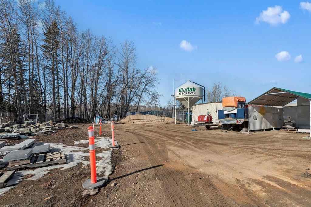 MLS® A2201614 - 4948 54th Avenue  in Railyards Red Deer, Commercial